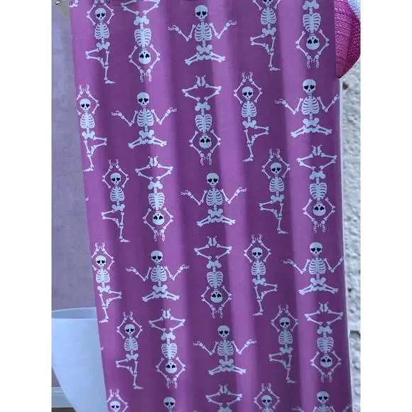 Betsey Johnson Pink Yoga Skeleton Shower Curtain – 72x72 – Halloween Gothic - Picture 3 of 4